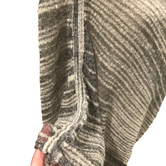 𝅺Anthropologie Sparrow Gray Wool Alpaca Poncho Sweater, One Size - Picture 4 of 10